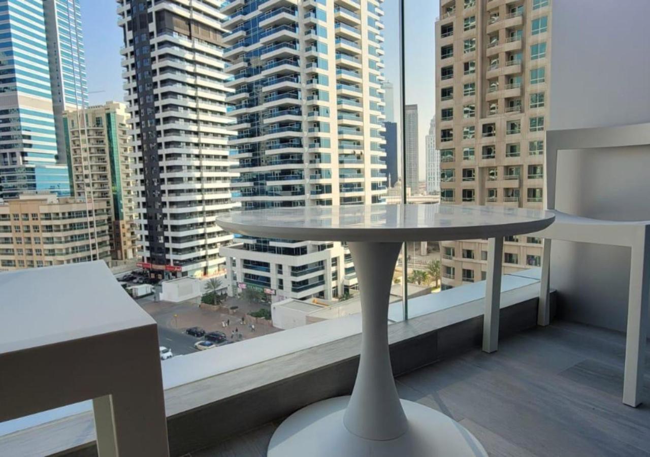 Dubai Marina Walk Gem Modern Apartments With Pool & Gym Access, Steps To Beach & Metro Managed By Sunnyhomes المظهر الخارجي الصورة