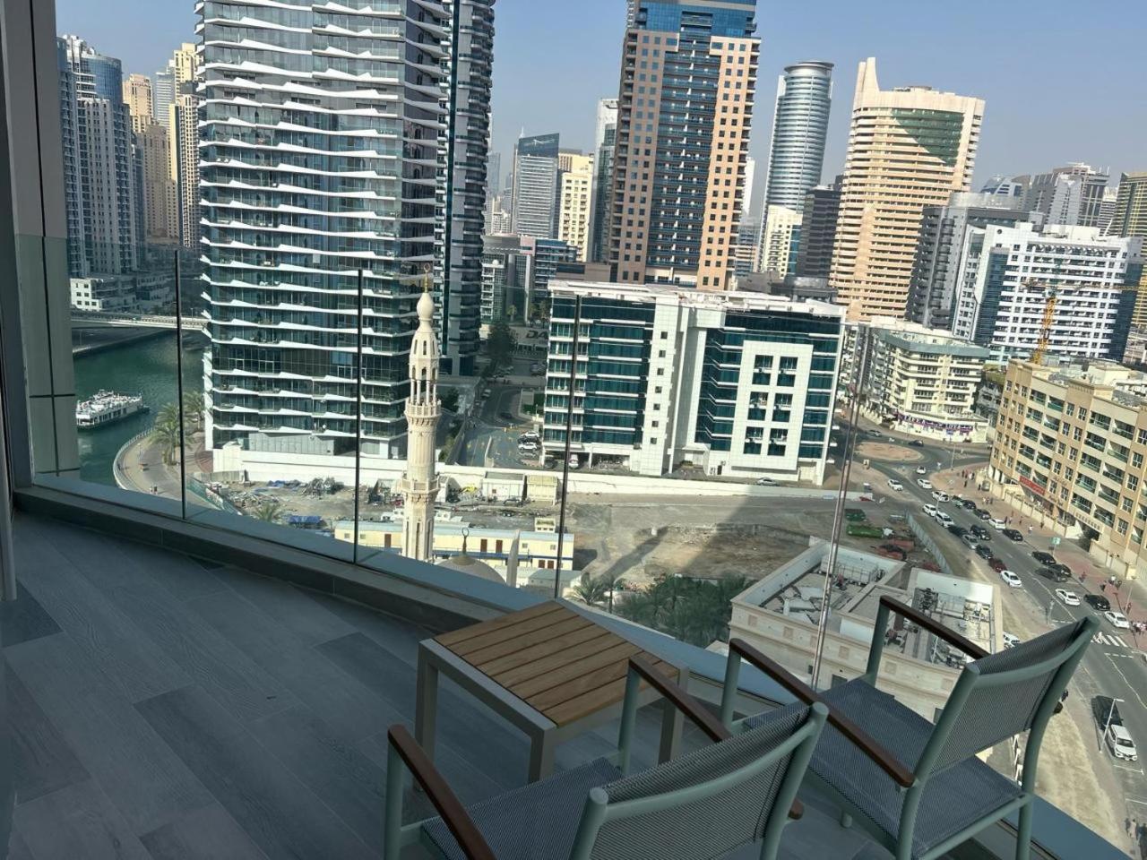 Dubai Marina Walk Gem Modern Apartments With Pool & Gym Access, Steps To Beach & Metro Managed By Sunnyhomes الغرفة الصورة