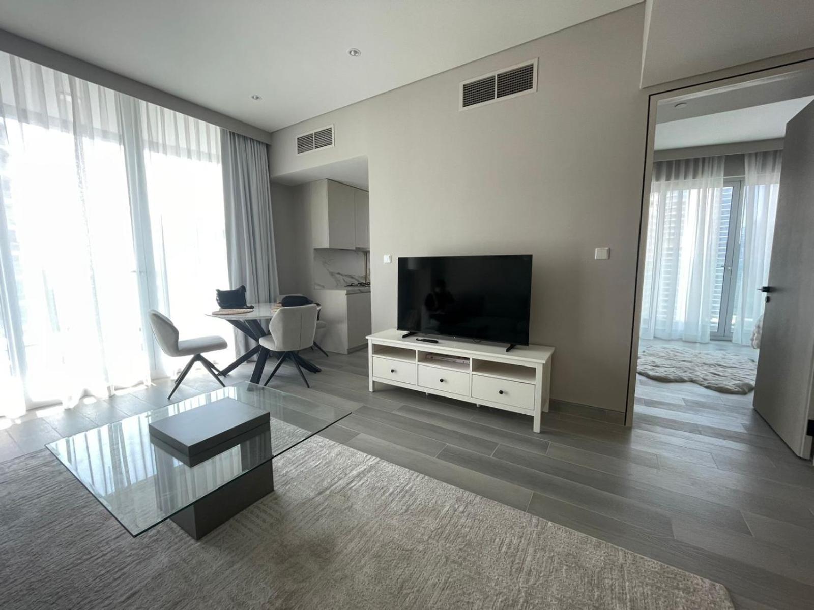 Dubai Marina Walk Gem Modern Apartments With Pool & Gym Access, Steps To Beach & Metro Managed By Sunnyhomes المظهر الخارجي الصورة
